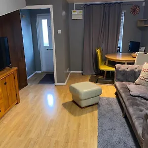 Entire 1 Bedroom House London