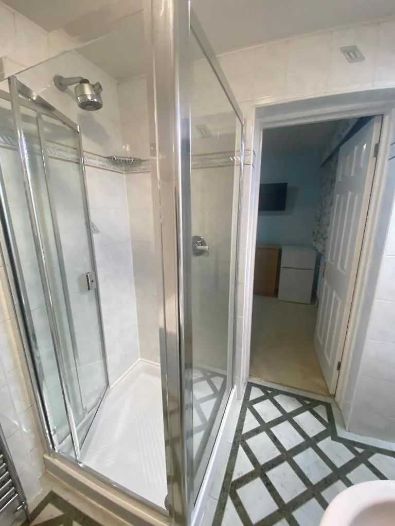 The Heathrow Lodge London Uk Harmondsworth 0*,